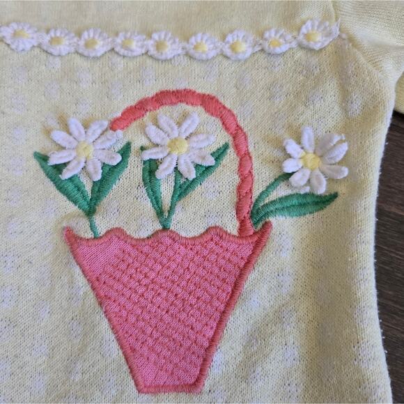 Vintage Floral Baby Onsie Romper Size 24 Months Spring Easter Daisy Applique - Picture 2 of 8